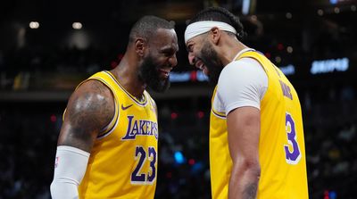 Lakers’ Darvin Ham Gives LeBron James, Anthony Davis Perfect NFL Comps