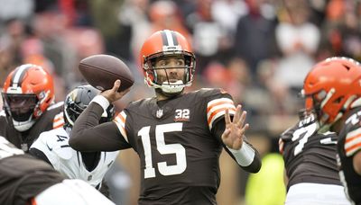 Browns QB Joe Flacco throws 3 TD passes in 31-27 win over Jaguars