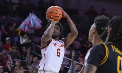 Watch: Bronny James makes his college basketball debut