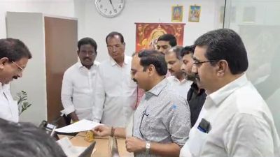 YSR Congress Party MLA Alla Ramakrishna Reddy resigns