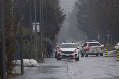 Manhunt after gunman kills two in shooting at Swiss tourist town