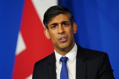 Rishi Sunak could lose Rwanda bill vote ‘by accident’ as Tory revolt builds