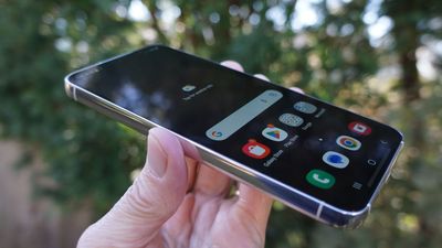 The Samsung Galaxy S24 could borrow the Pixel 8’s best AI features