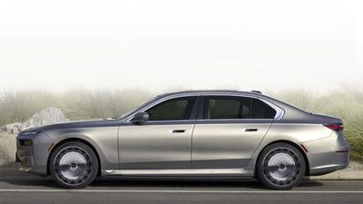 The BMW 7 Series Doesn't Look Bad With Maybach-Style Wheels