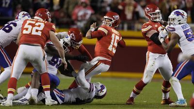 SI:AM | Chiefs, Eagles and Lions Fall Flat As Playoff Race Heats Up