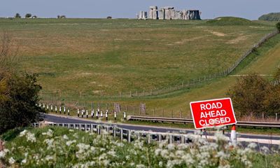 Costly tunnel vision over Stonehenge