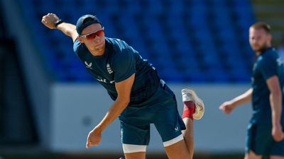 England call up uncapped spin duo of Hartley, Bashir for India Test series