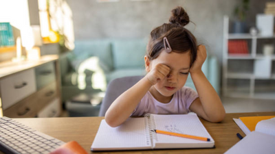 Follow these winter eye care tips for your child