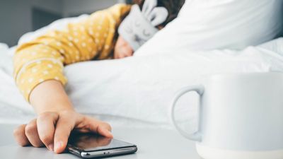 I got up 30 minutes early every day for a week—here's how it impacted my wellbeing