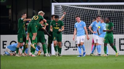 Leckie injured as City on brink of ACL elimination