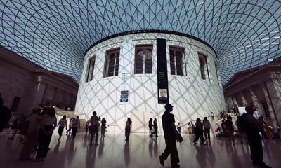 British Museum told to keep better records after theft of 1,500 items