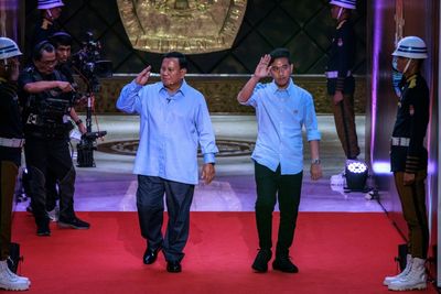 Indonesia Presidential Candidates Talk Corruption, Papua In First Debate