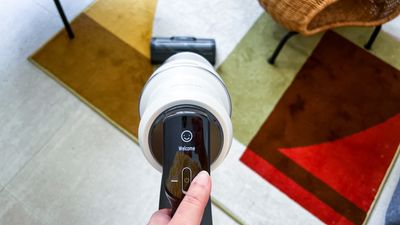 Samsung Bespoke Jet AI review: dynamic suction comes to an already-excellent vacuum