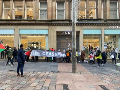 Glasgow Zara closes as pro-Palestine protesters target retailer