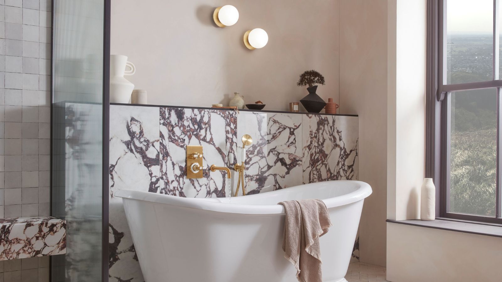 How to get rid of hard water stains on glass 6…