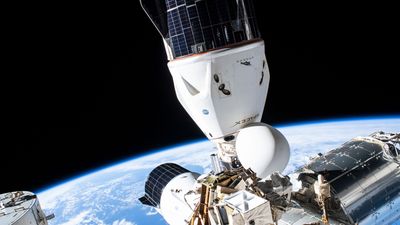 Watch SpaceX Dragon undock from the ISS on Dec. 16 after delay