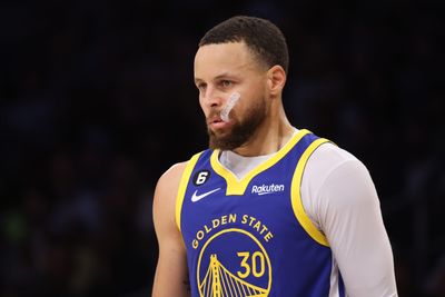 Steph Curry cuts frustrated figure when discussing Green’s ejection