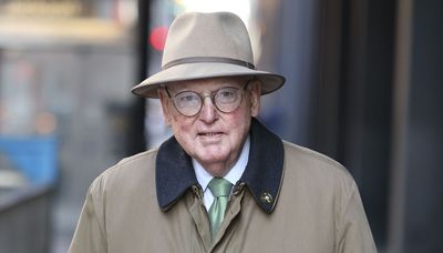 Former Ald. Ed Burke wielded power to ‘satisfy his own greed,’ prosecutor alleges in closing arguments