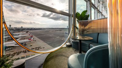 Intervals Bar in Hong Kong International Airport focuses on the journey before the destination