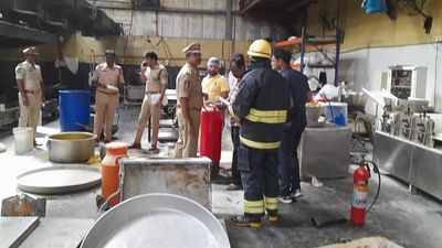 15 workers injured in a fire mishap at Karachi Bakery’s manufacturing unit in Hyderabad