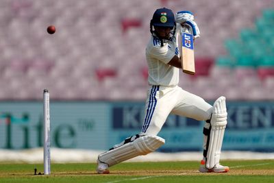 Harmanpreet Kaur run out in bizarre fashion but India on top in Test against England