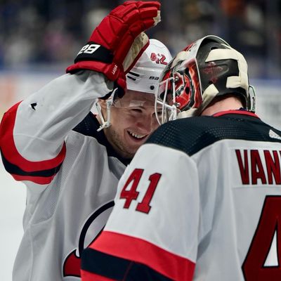 Devils triumph over Bruins in thrilling close-call NHL showdown!