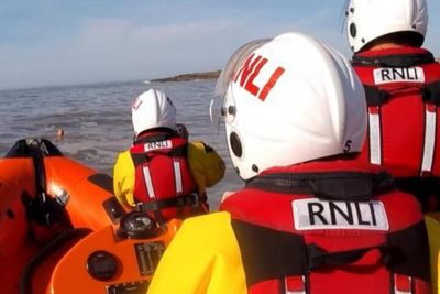 Man's body found on Scottish island after coastguard and police search