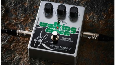 Electro-Harmonix Andy Summers Walking On The Moon Analog Flanger / Filter Matrix pedal