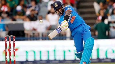 Watch: Suryakumar Yadav's beast mode, smashes 3 sixes and a four in Andile Phehlukwayo's over