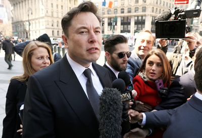 Musk Faces Tentative Ruling for Further SEC Testimony