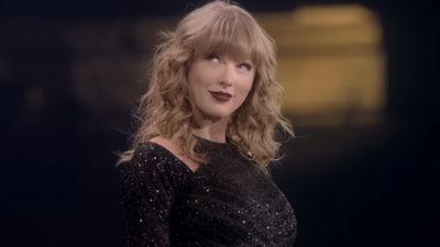 Taylor Swift Rocked A Sparkly Black Minidress To Celebrate Her Birthday, And I Can't Get Over How Reputation Coded It Is