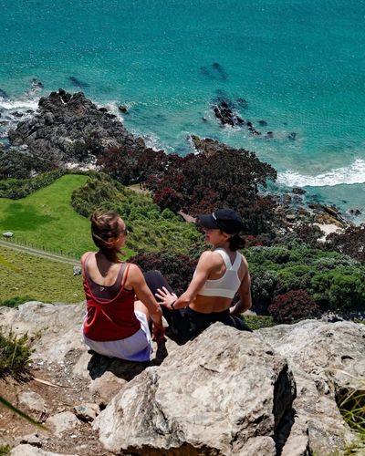 Gilis Sisters: Savoring Nature's Beauty, Reaching for the Stars Together