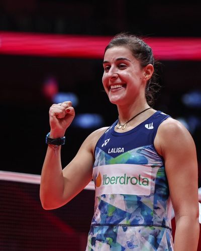 Carolina Marin's Balance of Elegance and Power in Badminton 2023