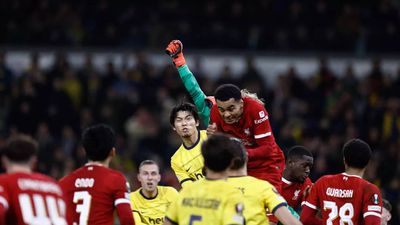 Europa League: Liverpool top group despite loss, Villarreal reach last 16