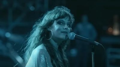 Stevie Nicks’ Guitarist Reacts To Her Love Of Daisy Jones And The Six, Speaks About Her And His 'Musical Heart'
