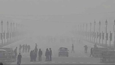 Weather Update: Delhi shivers as minimum temperature, fog affects visibility in North and Northeast India