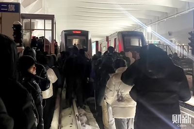 Subway Train Collision in Beijing Sends 515 Passengers to Hospital