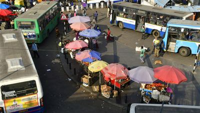 Congestion chaos: Bus stand, parking spot or vending zone?
