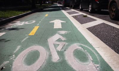 Comedian Kenny DeForest dies after New York City ebike crash