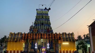 Vadakalai, Tenkalai row over recitation of hymns | Madras High Court to hear dispute in January 2024