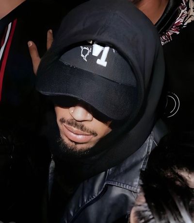 Chris Brown Turns Simple Accessories Into Remarkable Style Statements