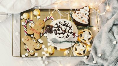 Nutritionists reveal the best (and worst) festive food for sleep