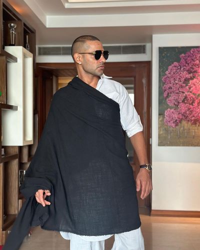 Shikhar Dhawan: Embodying Elegance and Cultural Sophistication with Confidence