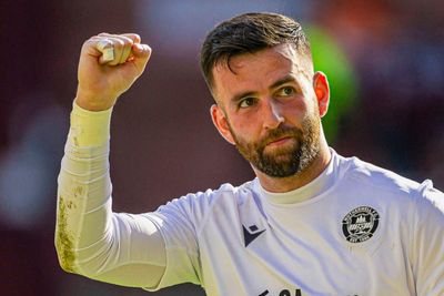 St Mirren 0 Motherwell 0: Liam Kelly saves penalty in stalemate