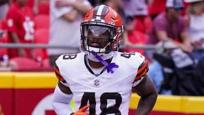 Browns promote 2 practice squad players to active roster