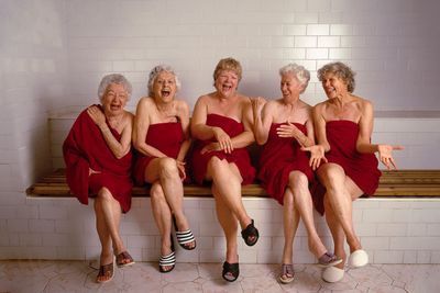 What's a little bath water between pals?