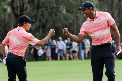 We just suck at putting – Tiger and Charlie Woods struggle in PNC Championship