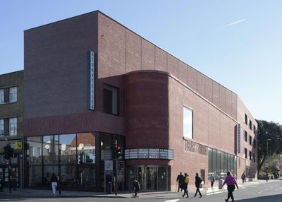 Sidcup library and cinema review – William Morris meets the multiplex