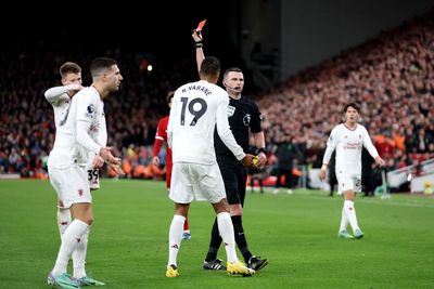 Liverpool vs Manchester United LIVE: Premier League result and reaction after Diogo Dalot red card late on