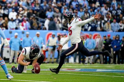 Texans win on OT field goal over Tennessee Titans